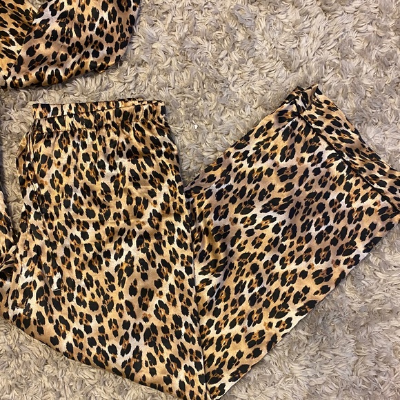 Victoria’s Secret satin pajama set - Picture 3 of 5